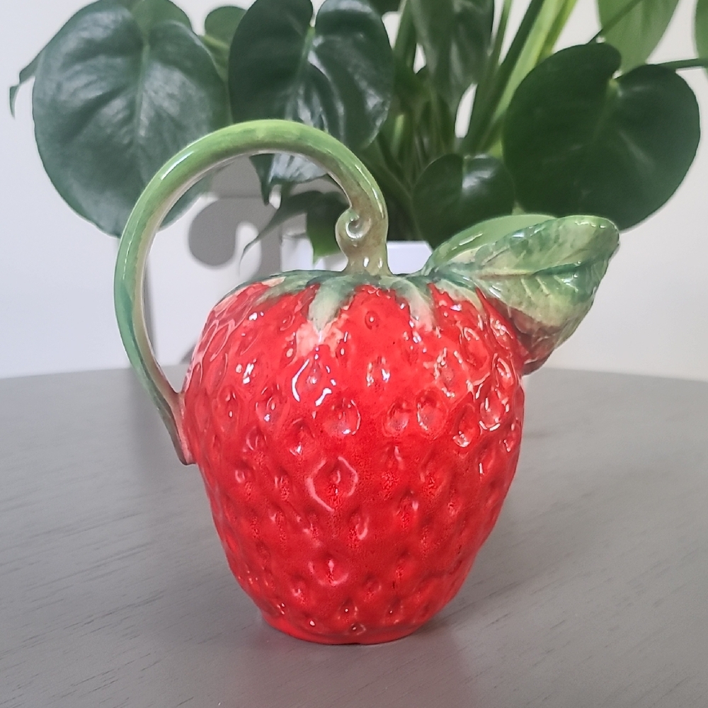 Made In Italy Strawberry Shaped Ceramic Pitcher